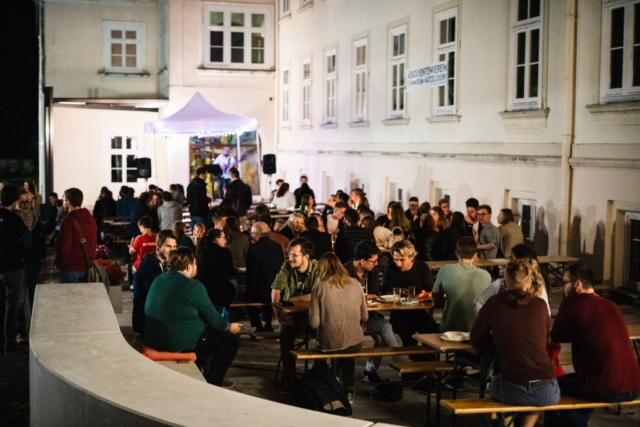 Back to School - das Fest am Vorplatz des KMH-Gymnasiums